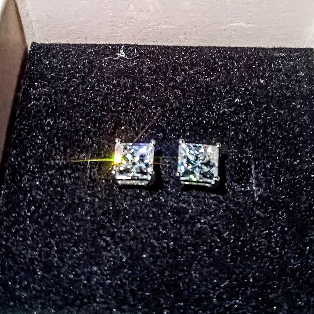 1.6ct 925 Sterling Silver Moissanite VVSI D Color Princess Cut Stud Earrings